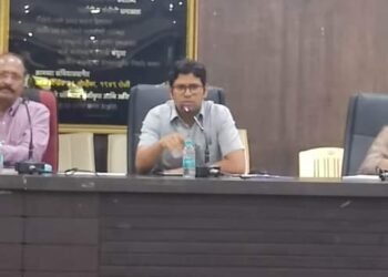 वर्धा जिल्हाधिकाऱ्यांच्या उपस्थितीत जिल्हा विकास आराखड्या बाबत बैठक विविध क्षेत्रातील तज्ञांकडून सूचना दाखल.