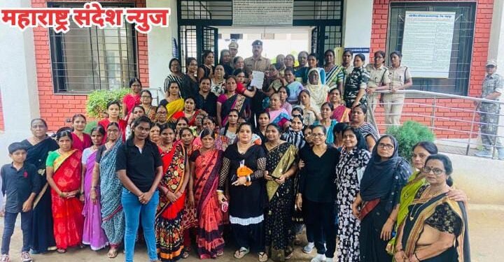 मणिपुर घटना के विरोध में नारी शक्ति के संयुक्त तत्वाधान में बल्लारपुर में महिलाओं ने निकाला भव्य मोर्चा.