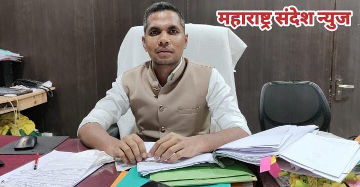 अहेरीचे उपविभागीय अधिकारी म्हणून वैभव वाघमारे रुजू, स्वीकारला कार्यभार.