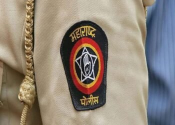 राज्यात खासगी पद्धतीने पोलीस भरती निर्णय मागे घ्या; आम आदमी पक्षाची मुख्यमंत्र्यांकडे निवेदनाद्वारे मागणी.