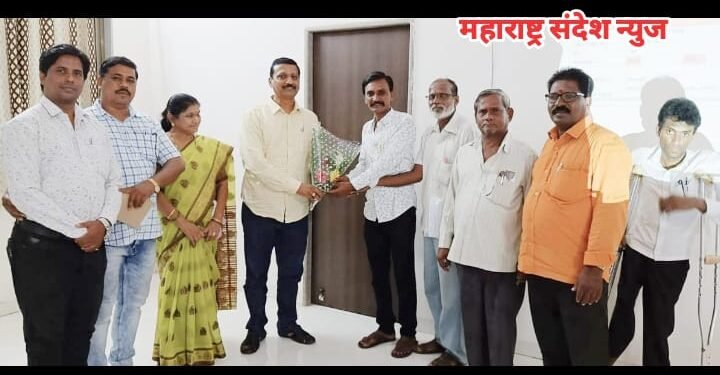 बल्लारपूर येथे संजय गांधी निराधार योजना समितीची पहिली  बैठक संपन्न, 60 लाभार्थ्यांचे अर्ज मंजूर.