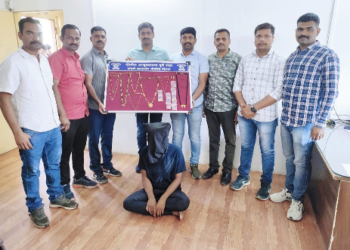 लोणी काळभोर पोलीस स्टेशन तपास पथकांची दमदार कामगिरी ! घरफोडी करणाऱ्या सराईत अट्टल चोराला २४ तासांचे आत ठोकल्या बेडया