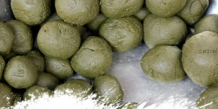 अंमली पदार्थ विरोधी पथक १ कडुन पान टपरी मधुन गांजा, बंटा गोळया विकणारे परराज्यातील इसमांस अटक करुन कि रु ४७३५०/- चा ऐवज त्यामध्ये ११० ग्रॅम गांजा ०३ फ्लो ५१५ ग्रॅम बंटा व इतर ऐवज जप्त