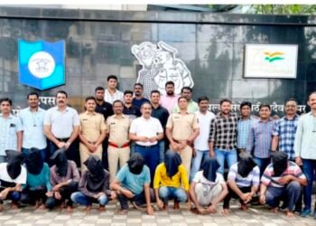 हडपसर पोलीसांकडून एका आठवड्यामध्ये ८ रॉबरीसह ९ गुन्हे उघ.१० आरोपी आणि ३ विधीसंघर्षित बालकांच्या ४ टोळ्यांचा समावेश.रेकॉर्डवरिल गुन्हेगारांना मोका लावणार