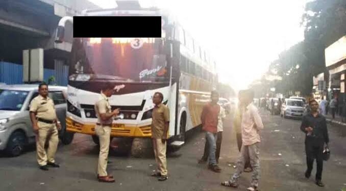 खाजगी प्रवासी वाहनाचे परवाणे, प्रमाणपत्र, वहन क्षमता तपासाणीचे निर्देश, बसमध्ये सुरक्षात्मक उपाययोजना आवश्यकता.