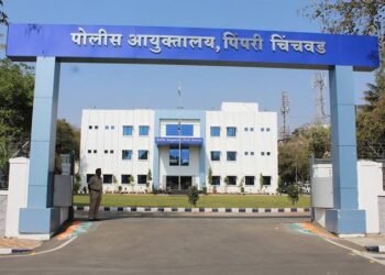 ऑल आऊट कोंबिंग व नाकाबंदी ऑपरेशन दरम्यान, पिंपरी चिंचवड पोलिसांनी सराईत गुन्हेगारांच्या आवळल्या मुसक्या.