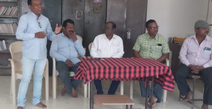 तथागत ग्रुप महाराष्ट्र राज्य संघटनेच्या वतिने साहित्यरत्न लोकशाहीर अण्णाभाऊ साठे यांची जयंती मोठ्या उत्साहात साजरी.