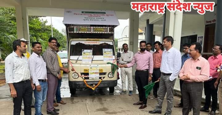 वर्धा: शेतामध्ये किटकनाशक फवारणी करण्याबाबत शेतकऱ्यासाठी  चित्ररथाचा माध्यमातून  जनजागृती.