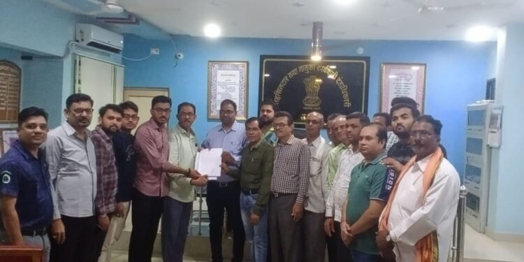 महापुरुषाच्या अपमान करणाऱ्या संभाजी भिडे यांच्या विरूद्ध गुन्हा दाखल करा सावनेर माळी समाजाची मागणी.