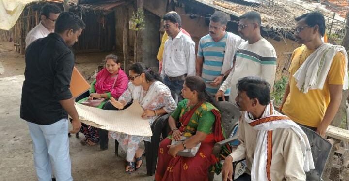 अहेरी: अखेर जमीन मोजणीच्या कामाला सुरुवात, भाग्यश्री ताई आत्राम यांच्या उपस्थितीत शुभारंभ, आलापल्लीकरांना लवकरच प्रॉपर्टी कार्ड मिळणार