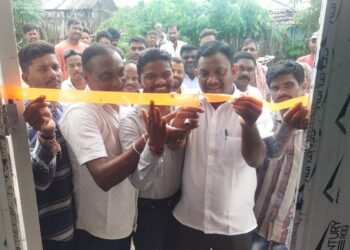 पूसुकपल्ली नागरिकांना मिळणार शुद्ध पिण्याचे पाणी, माजी जि.प अध्यक्ष अजय कंकडालवार यांच्या हस्ते जलशुद्धिकरण केंद्राचे उदघाटन.