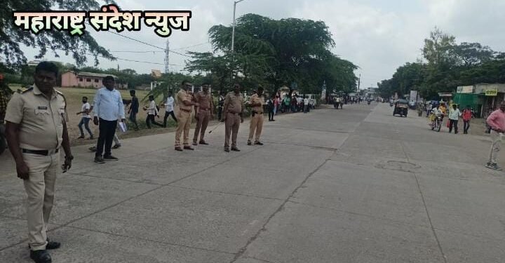 विना नंबरच्या मोटरसायकलवर परतूर पोलिसांची धडक कारवाई, विना नंबरच्या १८ मोटरसायकल केल्या जप्त.