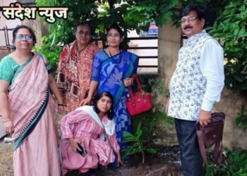 आर्वीत डॉ. नरेंद्र दाभोलकर यांच्या 10 व्या स्मृती दिनाच्या निमित्ताने झाड लावून वाहण्यात आली आदरांजली.