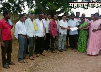 स्वातंत्र्याच्या 76 व्या वर्षी पण नागरिक मूलभूत सुविधेपासून वंचित, मा.आमदार दीपकदादा आत्राम यांना राजाराम येथील नागरिकांनी दिले विविध समस्याबाबत निवेदन.