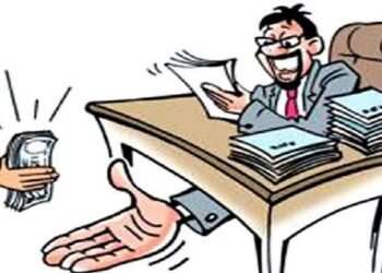 वर्धा जिल्हात लाचखोर नायब तहसीलदार याला लाच लुचपत प्रतिबंधक विभागाने ठोकल्या बेड्या.