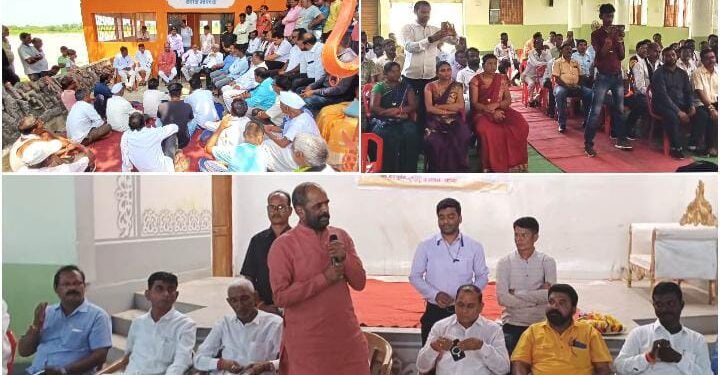 प्रलंबित वेतन मिळवून दिल्याबद्दल केपीसीएल कामगारांनी केला हंसराज अहीर यांचा सन्मान.