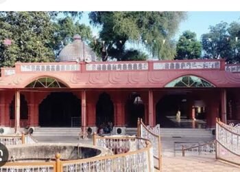 वाकी येथे श्री बाबा ताजुद्दीन औलिया यांचा सहामाही उर्स दि.३ सप्टेंबर ला साजरा होणार.