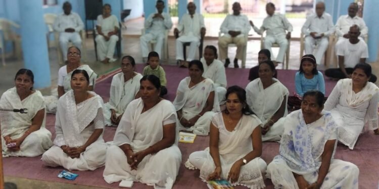 आलापल्ली येते संघामित्रा बुद्ध विहार वर्षावास धम्म प्रवचन सोहळा कार्यक्रम उत्साहात संपन्न.