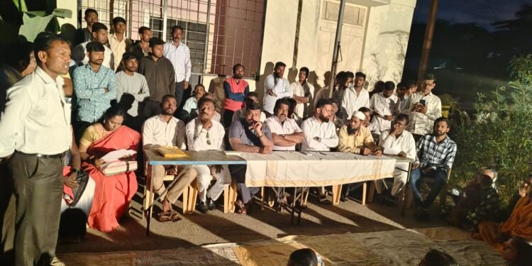 वंचित बहुजन आघाडीच्या पदाधिकारी व कार्यकर्त्यांचा नांद्रे येथे करण्यात आला नागरी सत्कार