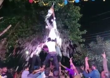 कृष्ण जन्माष्टमी के अवसर पर बल्लारपुर में हर्षोल्लास पूर्वक मनाया गया दही हांडी कार्यक्रम.