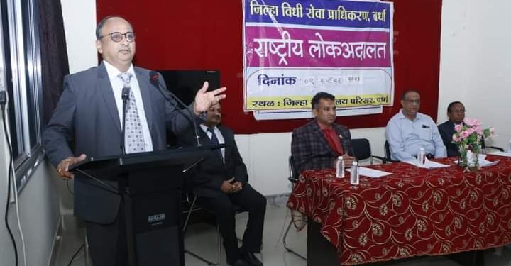 वर्धा: राष्ट्रीय लोक अदालतीत 2172 प्रकरणांचा आपसी तडजोडीने निपटारा, 7 कोटी 73 लक्ष 51 हजार रुपये तडजोड मूल्य.