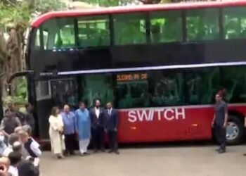 नागपुरातील ज्येष्ठ नागरिकांसाठी आनंदाची बातमी! आता सहलीसाठी ‘डबल डेकर ‘ ग्रीन बस आली.