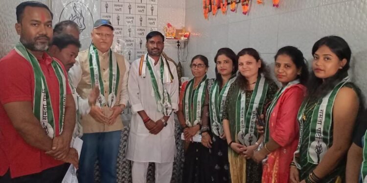 मेहकर लोणार विधानसभा मतदार संघासाठी आमदार की चे तिकिट संदिप गवई यांना जाहीर.