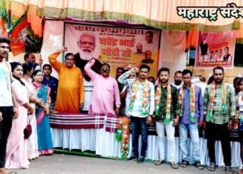 भाजपा अध्यक्ष काशीनाथ सिंह के नेतृत्व में मुस्लिम युवकों का भारतीय जनता पार्टी में प्रवेश।