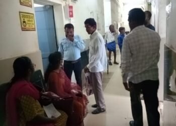 मूलकला फाउंडेशन कडून अपघातात जखमी  झालेल्या युवतीला मदतीचे हात.