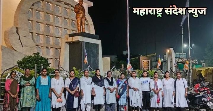 हिंगणघाट: शासकीय वैद्यकीय महाविद्यालय महिला कृती समितीचे १२५ व्या दिवशी काळी ओढणी परिधान करून आंदोलन.