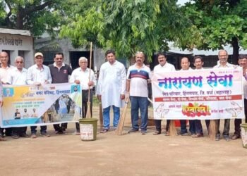 नारायण सेवा मित्र परिवार हिंगणघाटच्या वतीने मोक्ष धाम व गौरक्षण संस्थेत स्वच्छता अभियान.