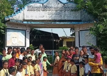 पालकासंह चिमुकल्यांनी का ठोकले शाळेला कुलूप, अडेगावातील घटनेने प्रशासनाची पोलखोल.