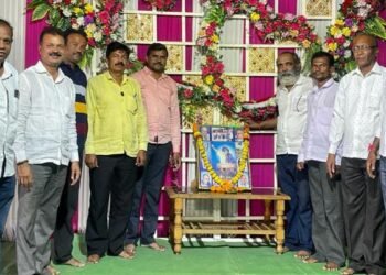 सावनेर येथे बीएसपी चे संस्थापक मान्यवर काशीराम यांच्या स्मृतीस अभिवादन.