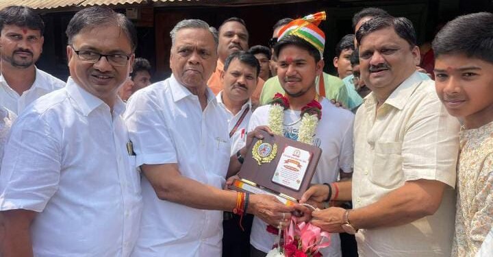 संत गमाजी महाराज शिक्षण संस्थेतर्फे आशियाई क्रीडा स्पर्धांमध्ये चमकदार कामगिरी करणाऱ्या ओजस देवतळेंचा सत्कार!