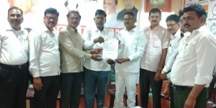 राष्ट्रवादी काँग्रेसच्या शहर सावनेर अध्यक्षपदी राजू खांडे यांची नियुक्ती.