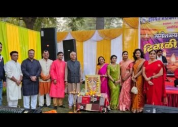 इंडियन मेडिकल असोसिएशन शाखा सावनेरच्या वतीने संगीतमय दिवाळी पहाटचे आयोजन संपन्न.