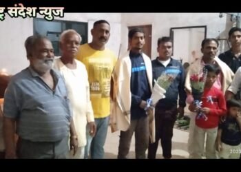 कुस्तीपटु शंकेश पाटील, शीवम जाधव व रुषिकेश बोधाणे यांचा समता सैनिक दलाच्या वतीने सत्कार.