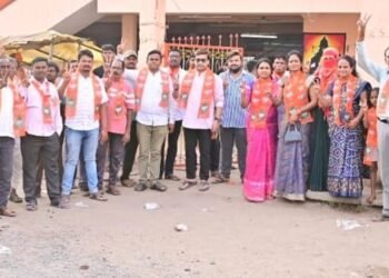 अहेरी येथे माजी पालकमंत्री अम्ब्रीशराव आत्राम यांच्या उपस्थितीत 3 राज्यातील विजयाचा भाजपा कार्यकर्त्यांनी केला जल्लोष.