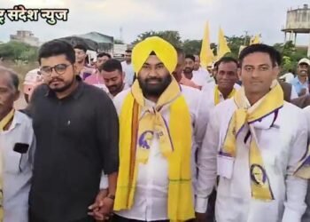 आमदार रोहितदादा पवार यांच्या नेतृत्वात पुणे ते नागपूर ७५० किमी. ची पदयात्रा ‘युवा संघर्ष यात्रा’ वर्धा जिल्हात.