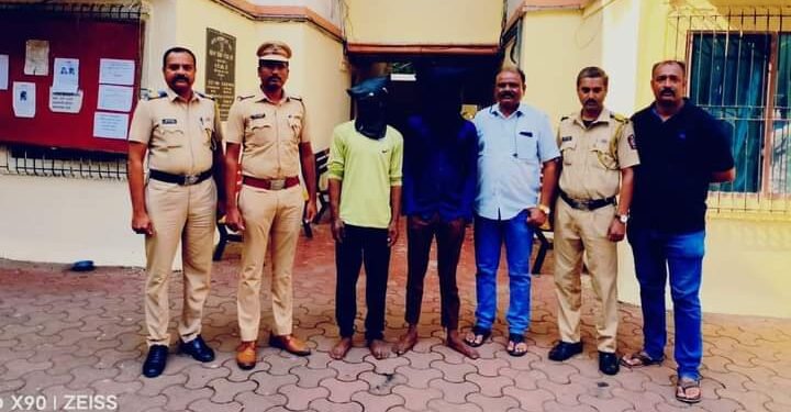 ठाण्यात सुरक्षा रक्षकास धारधार हत्याराचा धाक दाखवून चोरी करणाऱ्यास पोलिसांनी ठोकल्या बेड्या.