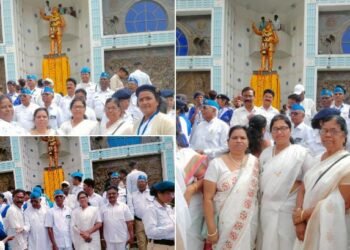 भारतीय बौद्ध महासभा पिंपरी चिंचवड पुणे महिला व पुरुष कार्यकारणीच्या वतीने डॉ बाबासाहेब आंबेडकर यांनी अभिवादन.