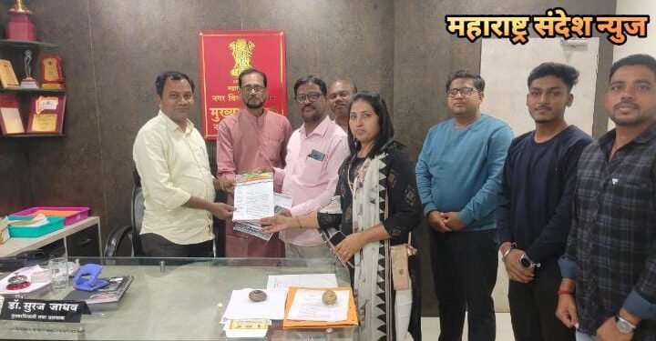 राजुरा शहरातील जुन्या वृक्षांची गणना करून हेरिटेज ट्री घोषित करून वृक्षांचे संरक्षण आणि संवर्धन करा.