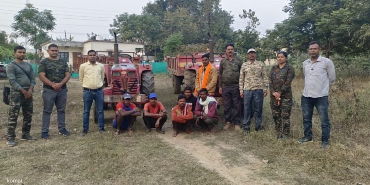 रेतीची अवैध वाहतूक, दोन ट्रॅक्टर सह ट्रॉली जप्त, बल्लारशाह वनपरिक्षेत्र अंतर्गत कारवाही.