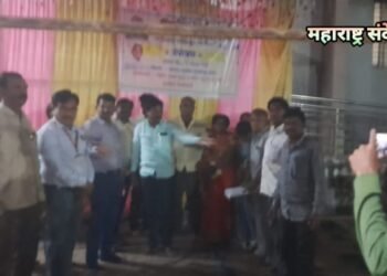 शेवगाव तहसील कार्यालयात जप्त केलेली चोरीची वाळू घरकुल धारकांना मोफत द्या: वंचित बहुजन आघाडी राज्य उपाध्यक्ष प्रा. किसन चव्हाण