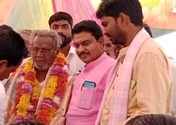 श्री संत प्रेमसिंह महाराज यांच्या दीक्षाभूमी महोत्सवास देवराव भोंगळे यांची उपस्थिती.