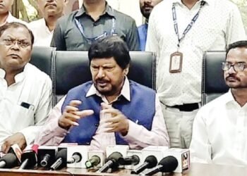 अकोल्याची जागा आम्ही प्रकाश आंबेडकर यांच्यासाठी सोडली: केंद्रीय मंत्री रामदास आठवले