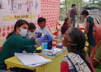 अल्ट्राटेक सिमेंट लिमिटेड, माणिकगड तर्फे पल्लेझरी येथे मोफत आरोग्य शिबीर संपन्न.