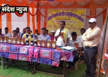 क्रिडा व कला संमेलनातून विद्यार्थ्यांनी नाव लौकीक करावे माजी जि. प. सदस्य सैनुजी गोटा यांचे प्रतिपादन.