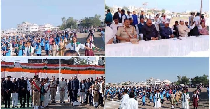 सावनेर येथे प्रजासत्ताक दिनानिमित्त शासकीय कार्यालयात शेकडो नागरिकांच्या उपस्थितीत ध्वजारोहण.