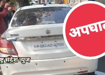 अकोला ते बार्शीटाकळी रस्त्यावर कारची झाडाला  जोरदार धडक एक मुलगा गंभीर जखमी.